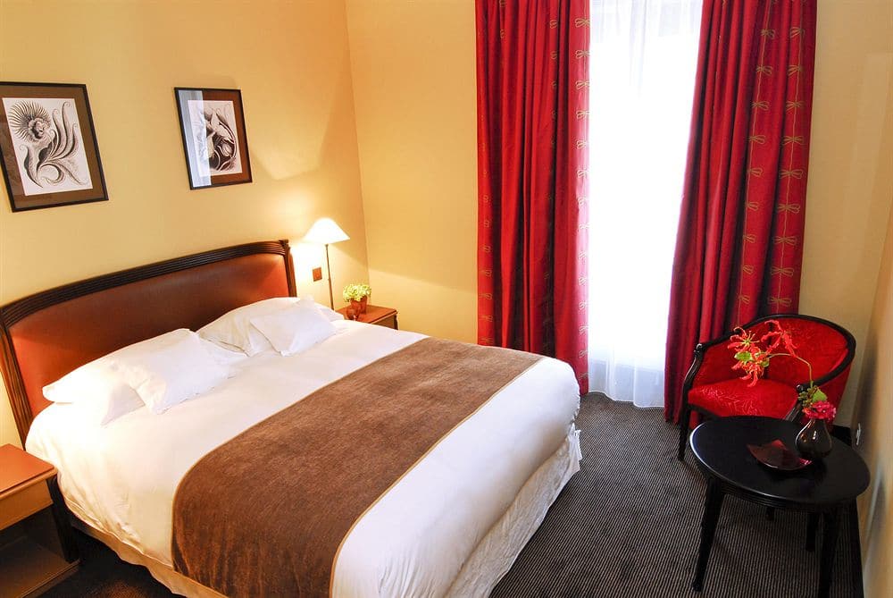 Book Hotel Tiffany Geneva Switzerland - Magic Switzerland